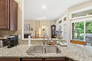 1584 Hawk Ridge Dr, Hamilton Township, OH 45039 - Photo 20