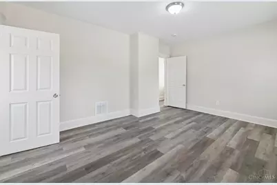 813 Greenwich Avenue, Cincinnati, OH 45238 - Photo 16