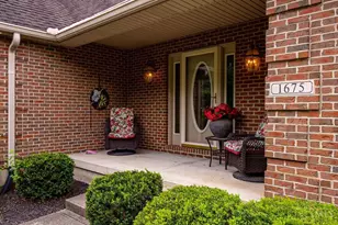 1675 Ainsley Ln, Hamilton, OH 45013 - Photo 2