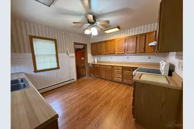 665 New London Road, Hamilton, OH 45013 - Photo 8