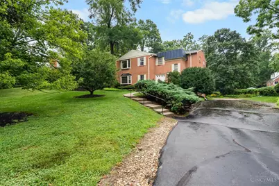 1810 Belle Meade Court, Cincinnati, OH 45230 - Photo 2
