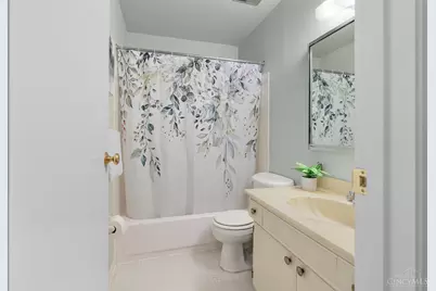 1810 Belle Meade Court, Cincinnati, OH 45230 - Photo 26