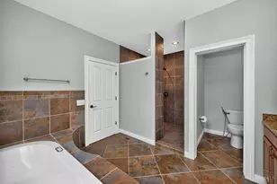 1723 Laurel Glen Ct, Hamilton Township, OH 45140 - Photo 32