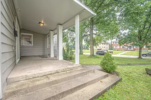 563 East Dr, Kettering, OH 45419 - Photo 2