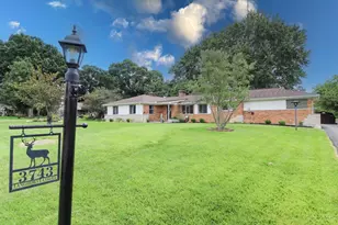 3743 Langhorst Ct, Sycamore Township, OH 45236 - Photo 2