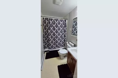 656 W Plane Street, Bethel, OH 45106 - Photo 10
