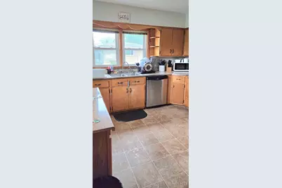 656 W Plane Street, Bethel, OH 45106 - Photo 14
