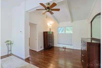 7434 Drake Road, Indian Hill, OH 45243 - Photo 18
