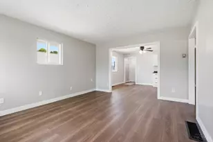 2516 Ontario Ave, Harrison Twp, OH 45414 - Photo 8