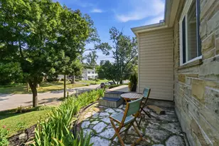 6251 Crestview Pl, Cincinnati, OH 45230 - Photo 6