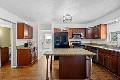 8935 Creekwood Drive, Deerfield Township, OH 45039 - Photo 4