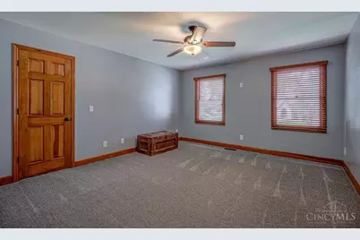 9858 Prechtel Road, Colerain Township, OH 45252 - Photo 26