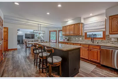 9858 Prechtel Road, Colerain Township, OH 45252 - Photo 8