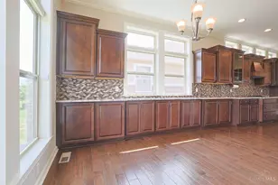 6493 Coach Light Cir, Liberty Township, OH 45011 - Photo 20