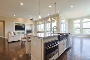 6493 Coach Light Cir, Liberty Township, OH 45011 - Photo 16