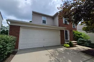 2818 Orchardpark Dr, Green Township, OH 45239 - Photo 4