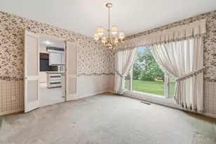 8017 Eastdale Dr, Anderson Township, OH 45255 - Photo 10