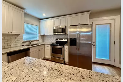4624 Hunt Rd, Blue Ash, OH 45242 - Photo 4