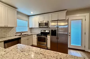 4624 Hunt Rd, Blue Ash, OH 45242 - Photo 4