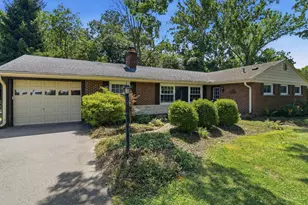 1050 Nimitz Ln, Anderson Township, OH 45230 - Photo 4