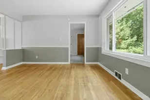 1050 Nimitz Ln, Anderson Township, OH 45230 - Photo 12