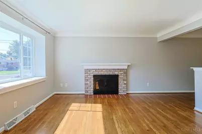 7833 Spirea Drive, Sycamore Township, OH 45236 - Photo 8