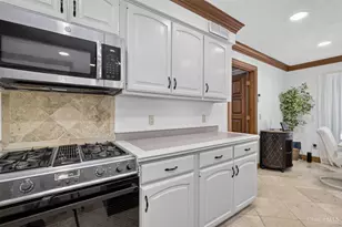 861 Kelsey Ct, Washington Twp, OH 45458 - Photo 16