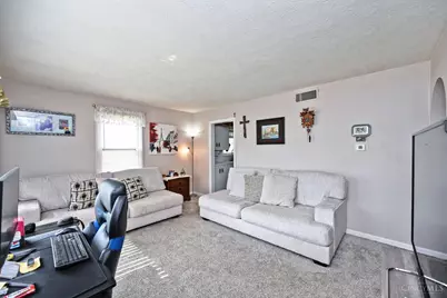 2741 Hilda Avenue, Hamilton, OH 45015 - Photo 4