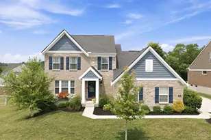2754 Buckridge Dr, Miami Township, OH 45233 - Photo 1