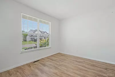 1526 Kilbarron Drive, Maineville, OH 45152 - Photo 6