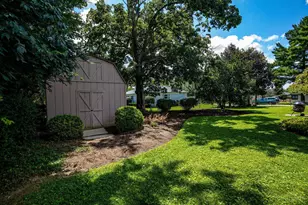 769 Connie Ln, Union Township, OH 45245 - Photo 10