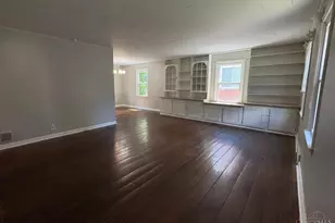 3646 Lakewood Dr, Green Township, OH 45248 - Photo 2