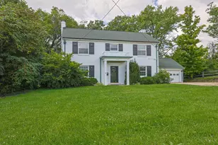 541 W North Bend Rd, Springfield Township, OH 45224 - Photo 2