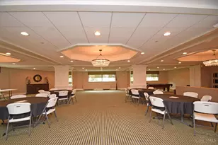 2200 Victory Pkwy, Cincinnati, OH 45206 - Photo 40