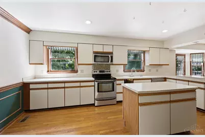 4427 Bromyard Avenue, West Chester, OH 45241 - Photo 10