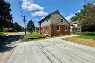 1200 Covedale Ave, Delhi Township, OH 45238 - Photo 6