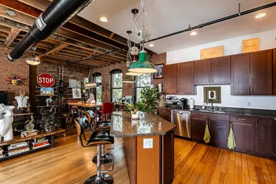 214 E Fourteenth Street #4B, Cincinnati, OH 45202 - Photo 6