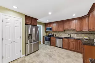 4248 Simca Ln, Green Township, OH 45211 - Photo 16