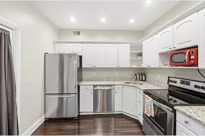 539 Hoge Street, Cincinnati, OH 45226 - Photo 18