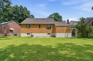 3783 S Broadlawn Cir, Silverton, OH 45236 - Photo 26