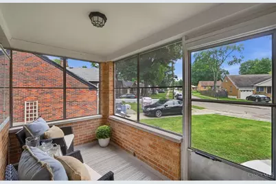 3783 S Broadlawn Circle, Cincinnati, OH 45236 - Photo 6