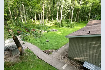 3974 Pettett Drive, Wayne Township, OH 45107 - Photo 4