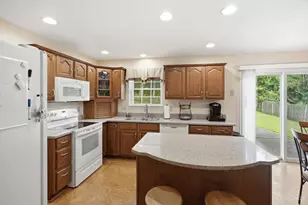 5790 Willowcove Dr, Cincinnati, OH 45239 - Photo 8
