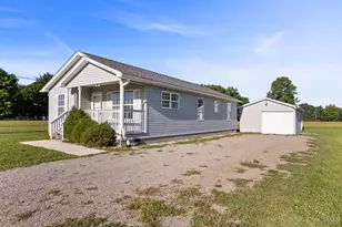 158 Montana Dr, Jackson Township, OH 45171 - Photo 4