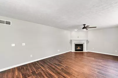 152 Saddle Creek Lane, Hamilton Township, OH 45039 - Photo 18