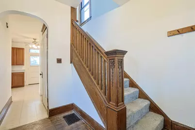 2555 Fairview Avenue, Cincinnati, OH 45219 - Photo 6