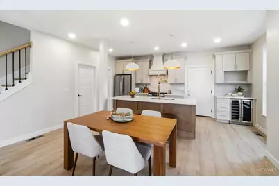 1635 Clayton Street, Cincinnati, OH 45206 - Photo 10