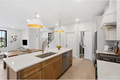 1635 Clayton Street, Cincinnati, OH 45206 - Photo 16