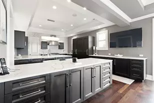 1715 E McMillan St, Cincinnati, OH 45206 - Photo 10