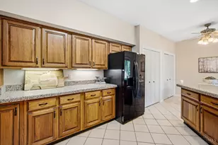 3595 Far Hills Ave, Kettering, OH 45429 - Photo 12